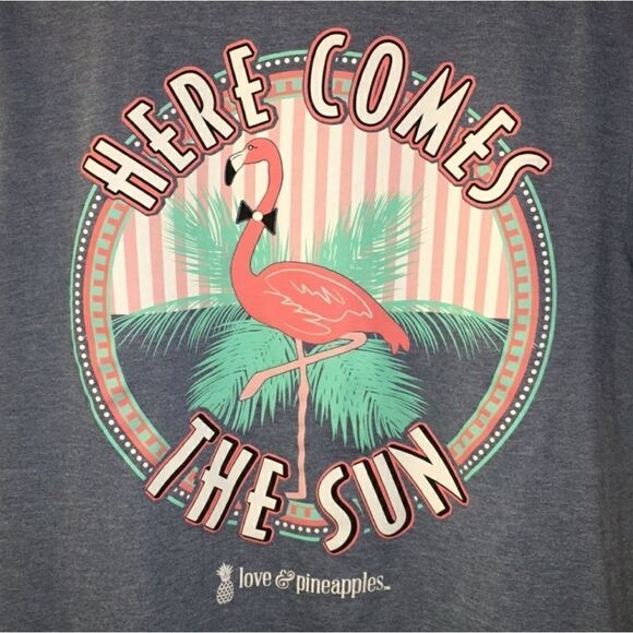 Love & Pineapples Graphic Crew Neck T-Shirt Pink Flamingo Sz M - Picture 5 of 6